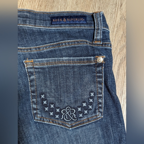 Women's Rock & Republic jeans - Picture 5 of 5